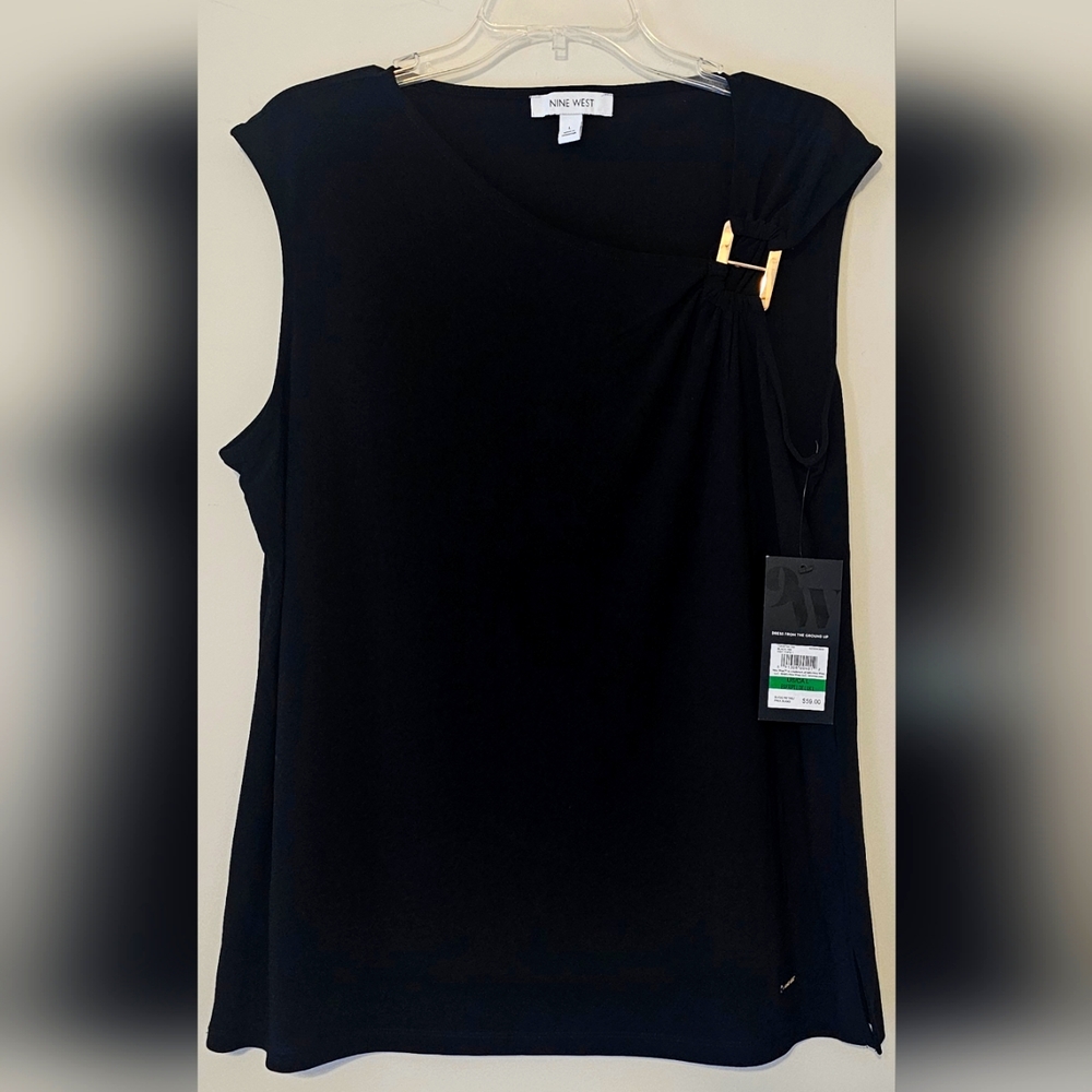 NINE WEST Women's Knit Top. Sleeveless. Gold buckle.  Size Large